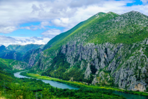 Rafting na rijeci Cetini
